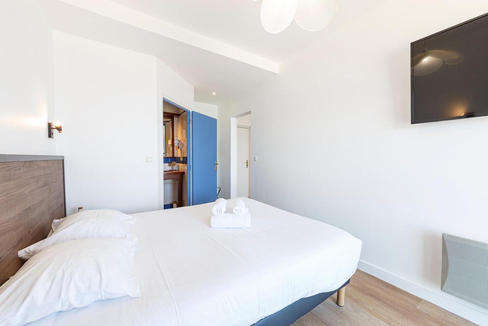 Les Pieds Dans L'Eau - Appartment 1 - Vue Mer Cancale Esterno foto