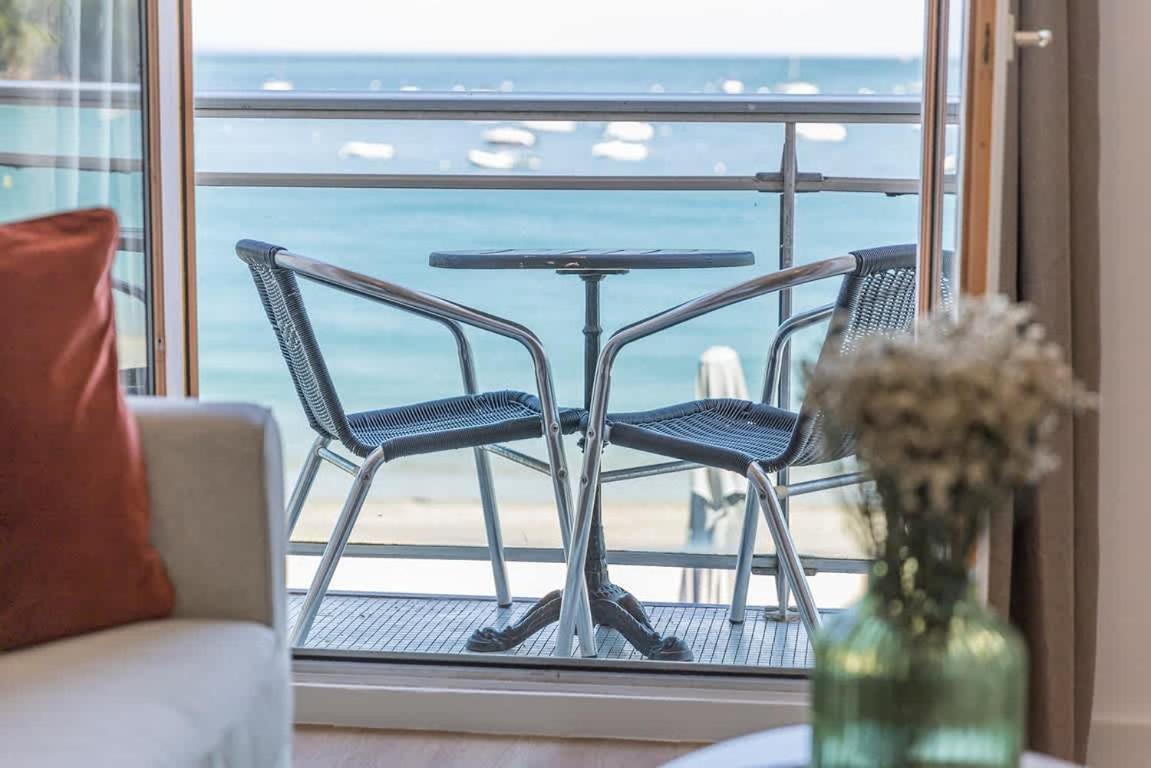 Les Pieds Dans L'Eau - Appartment 1 - Vue Mer Cancale Esterno foto