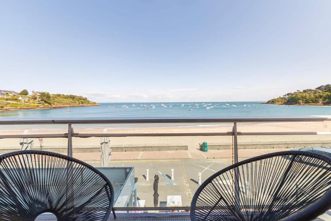 Les Pieds Dans L'Eau - Appartment 1 - Vue Mer Cancale Esterno foto