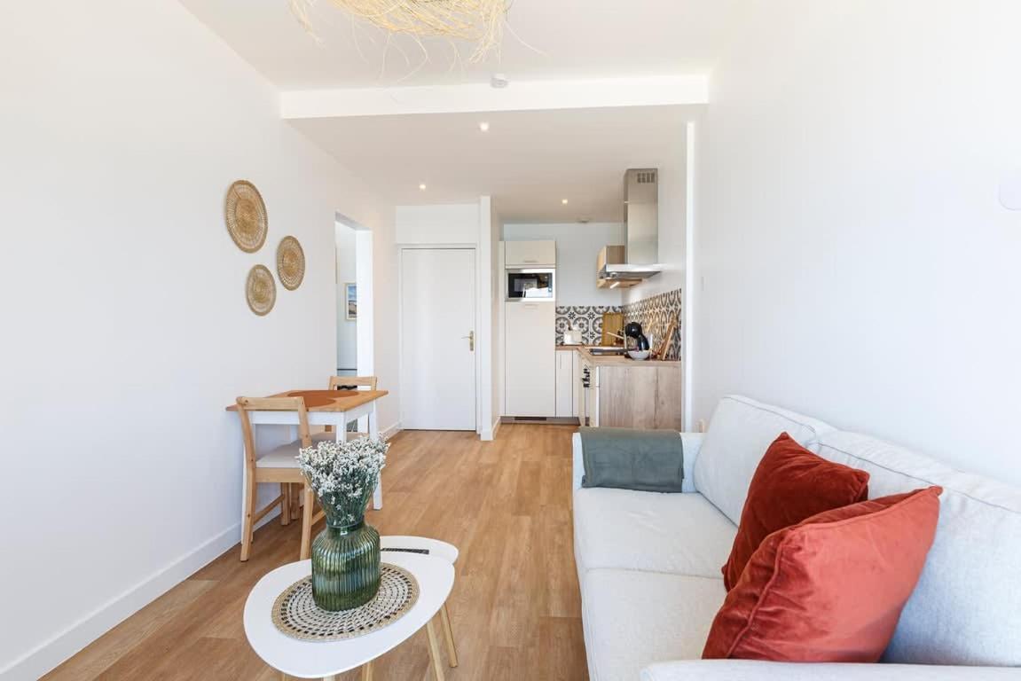Les Pieds Dans L'Eau - Appartment 1 - Vue Mer Cancale Esterno foto